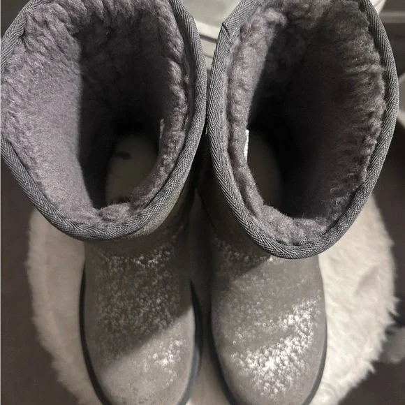 UGG Women's Speckled Gray Winter Boots - Picture 3 of 7